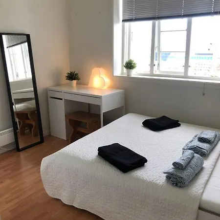 Olav Kyrres Gate 39 2 Etg 4 Soverom Ved Taket Av Apartment *