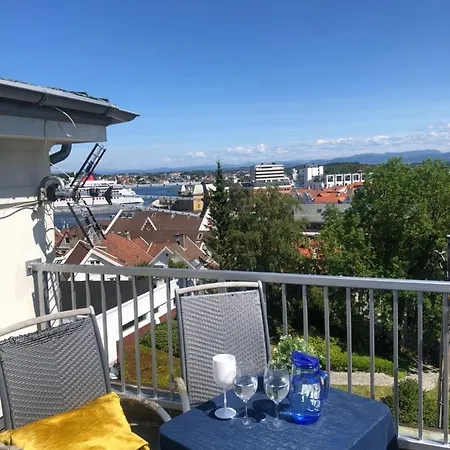Olav Kyrres Gate 39 2 Etg 4 Soverom Ved Taket Av Apartment *