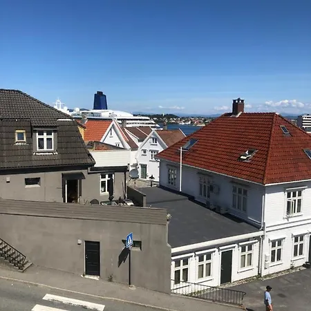 Lejlighed Olav Kyrres Gate 39 2 Etg 4 Soverom Ved Taket Av Stavanger